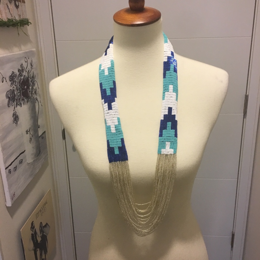 Long beaded blue and white lariat necklace
